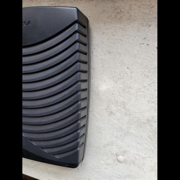 Motorola DCT700/US Digital Cable Adapter Converter Box without AC Adapter - Picture 7 of 9